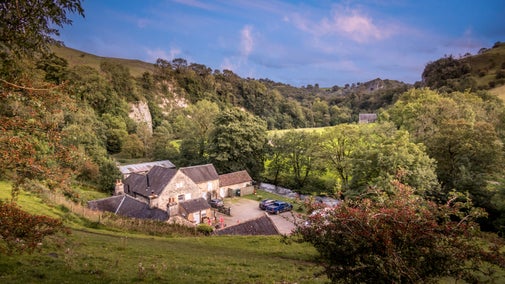 Darfar, Redhurst and the surrounding buildings, Derbyshire